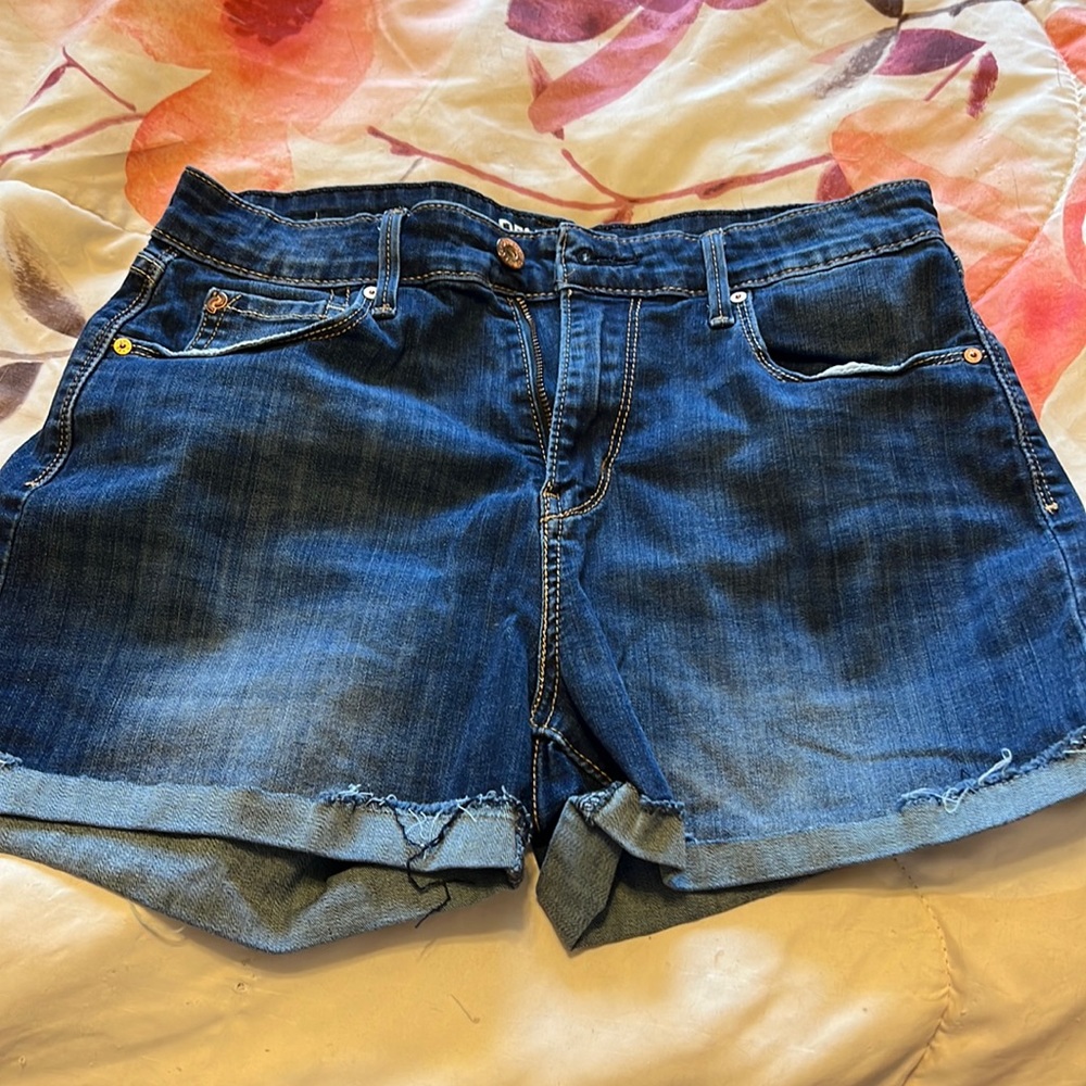 Womens Levi Jean Shorts Size 8 W32